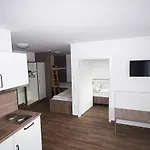 L-appartements Apartamento *