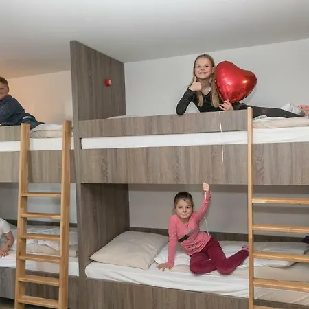 شقة L-appartements بورغاو
